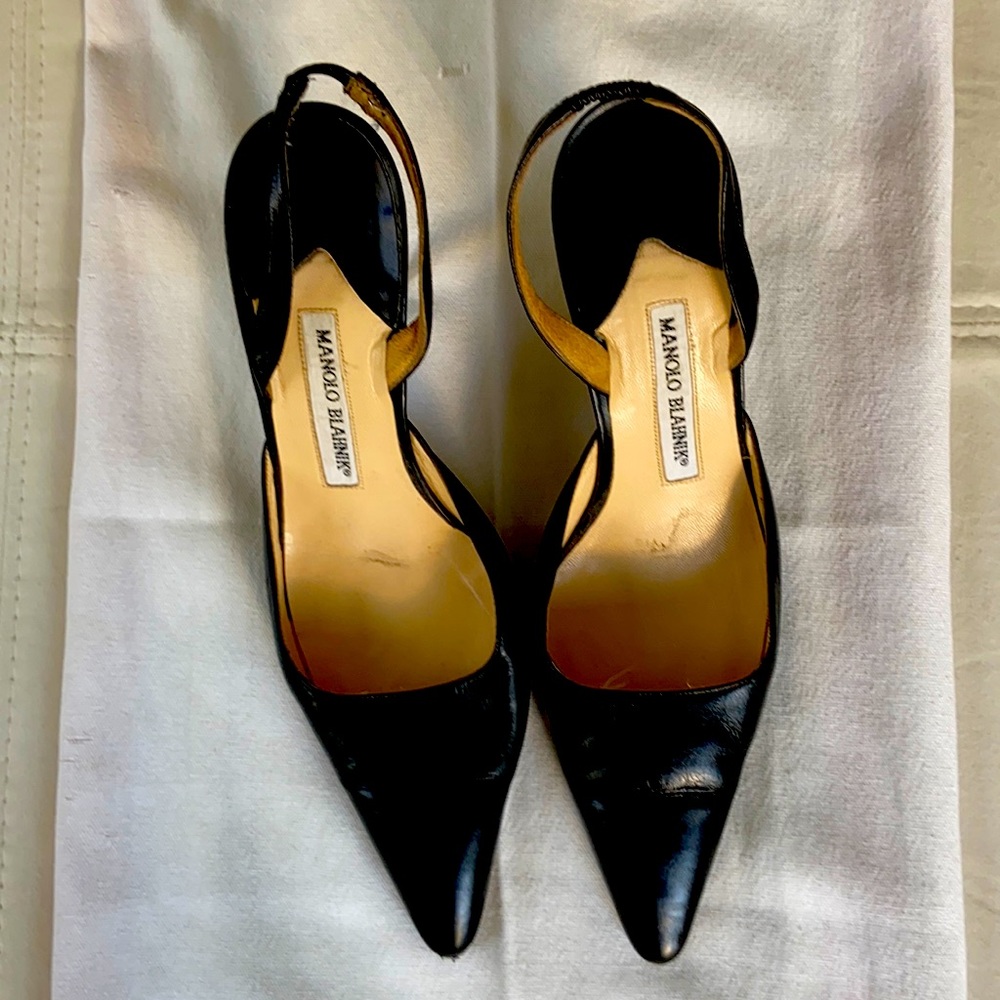 Manolo Blahnik black pumps
